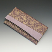 数珠・数珠入れ　正絹牡丹唐草 数珠入れ　紫